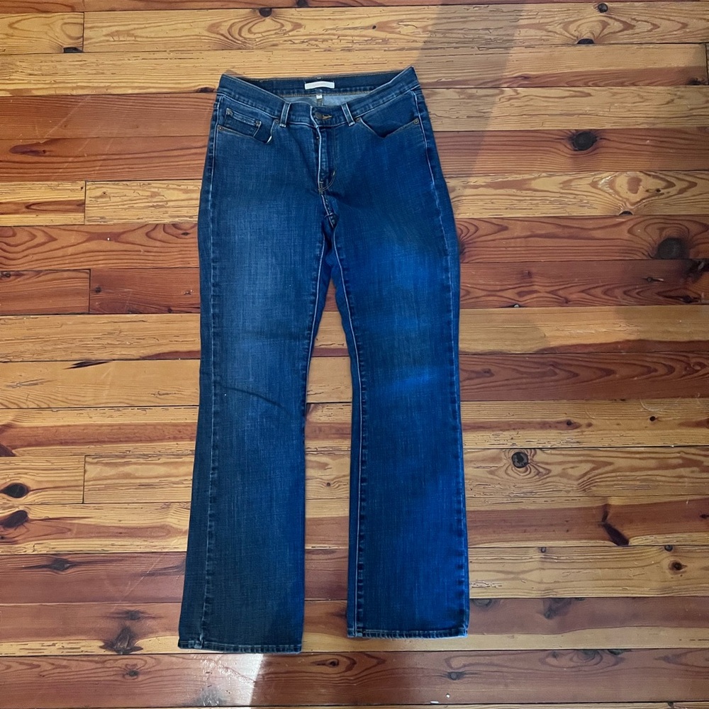 Levi Classic Blue Boot Cut Women's Jeans Like New Size 6